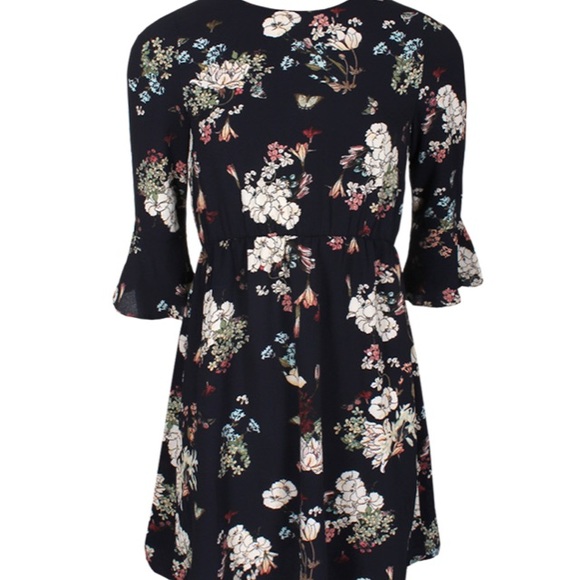 Floral Print Ruffle Sleeve Dress - Picture 4 of 5
